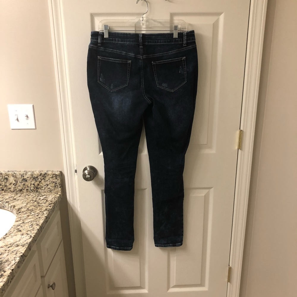 Dark wash jeggings